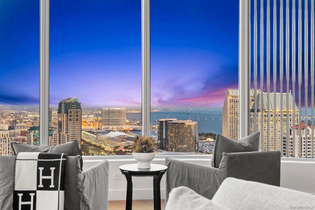 Condo in San Diego, California, United States 1 - 18075254