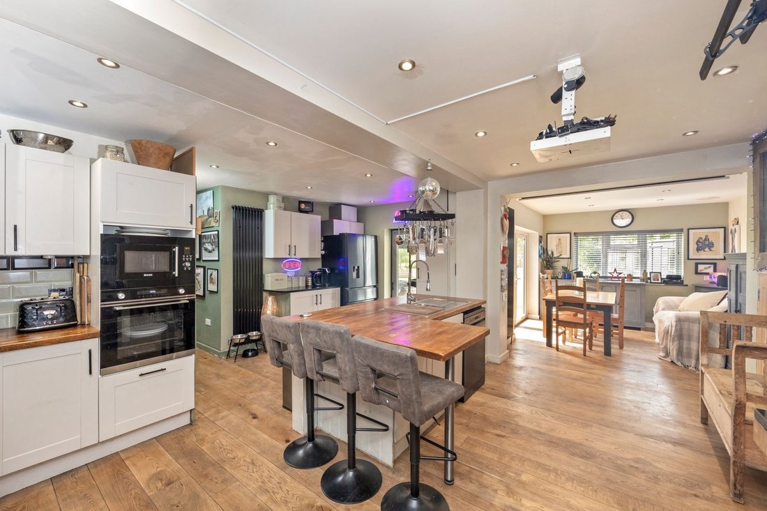 House in West Chiltington, England 2 - 18076627