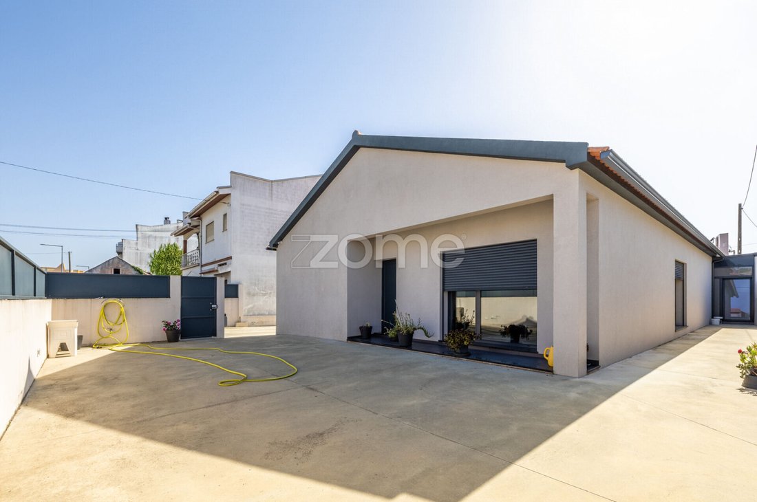 House in Marinha Grande, Leiria District, Portugal 2 - 18077364