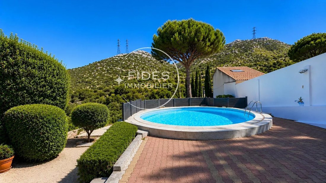 House in La Panouse, Marseille, Provence-Alpes-Côte d'Azur 2 - 18073054