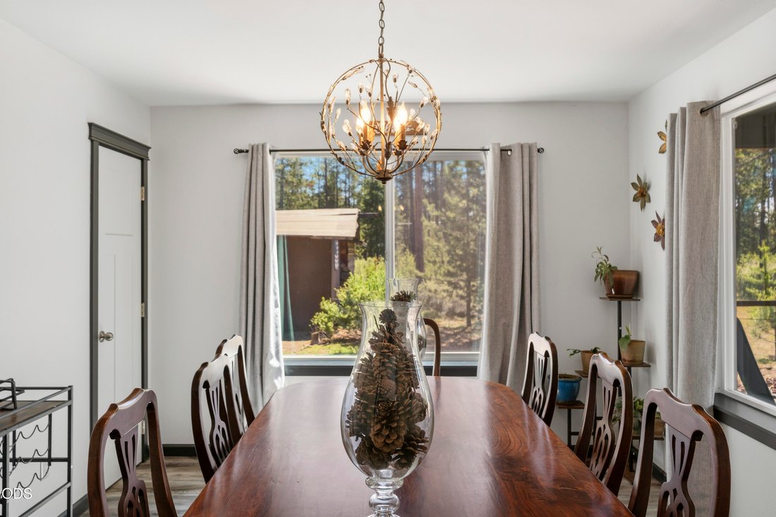 House in La Pine, Oregon, United States 5 - 18074675