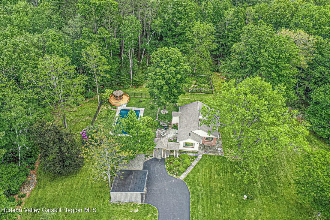 House in Willow, New York, United States 2 - 18077686