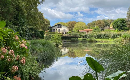 Estate in Tosse, Nouvelle-Aquitaine, France 1