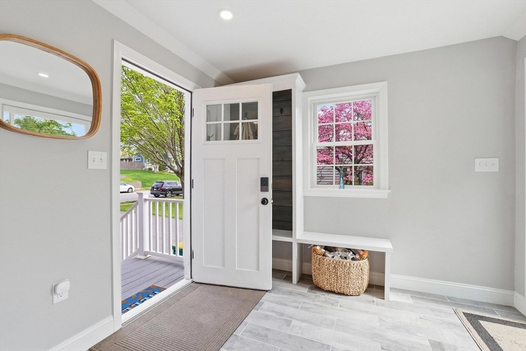 House in Norwood, Massachusetts, United States 3 - 18072028