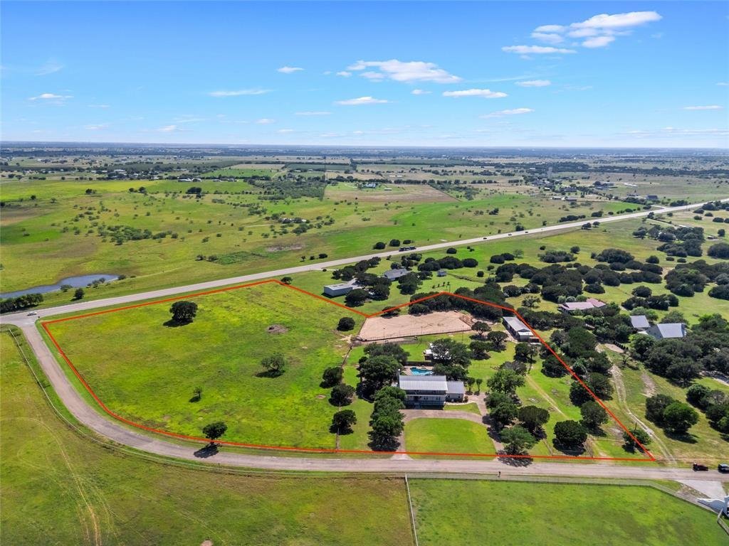 House in Crawford, Texas, United States 2 - 18075718