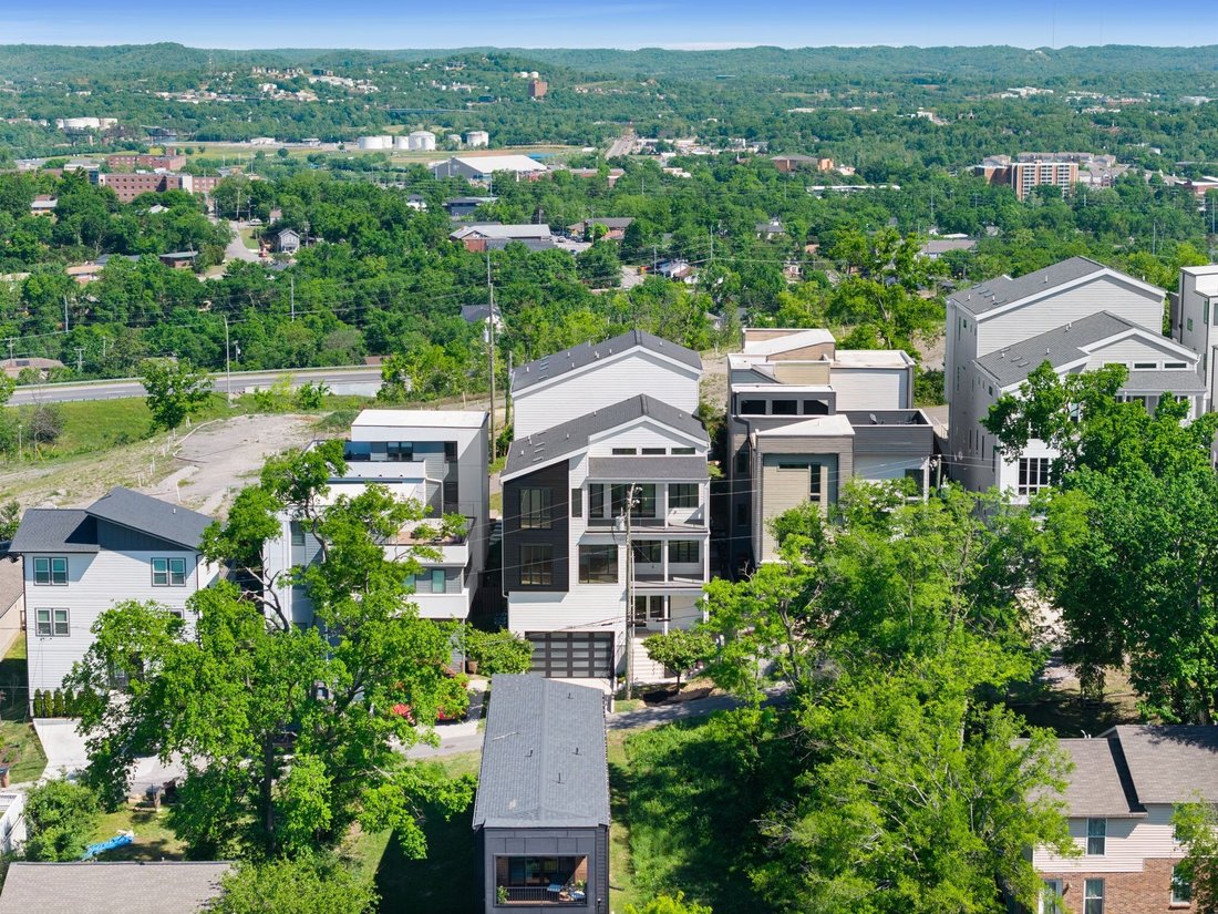 Co Op in Nashville, Tennessee, United States 4 - 18076232