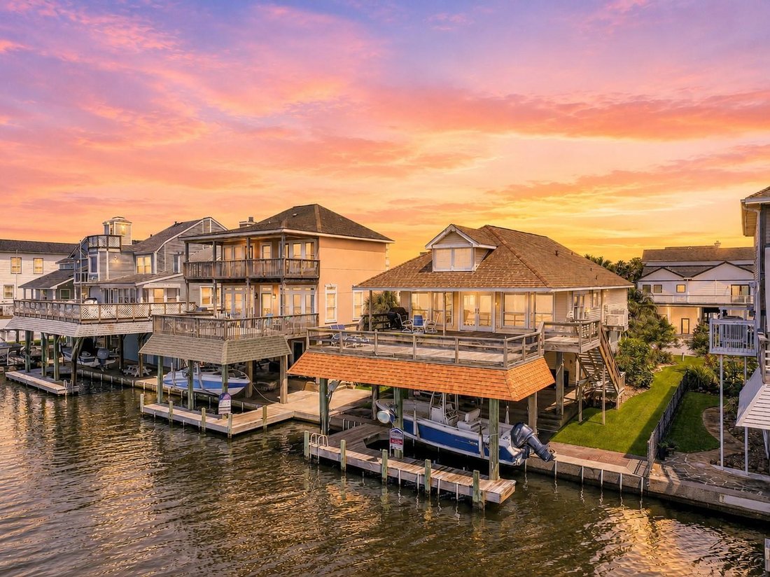 House in Galveston, Texas, United States 2 - 18075747