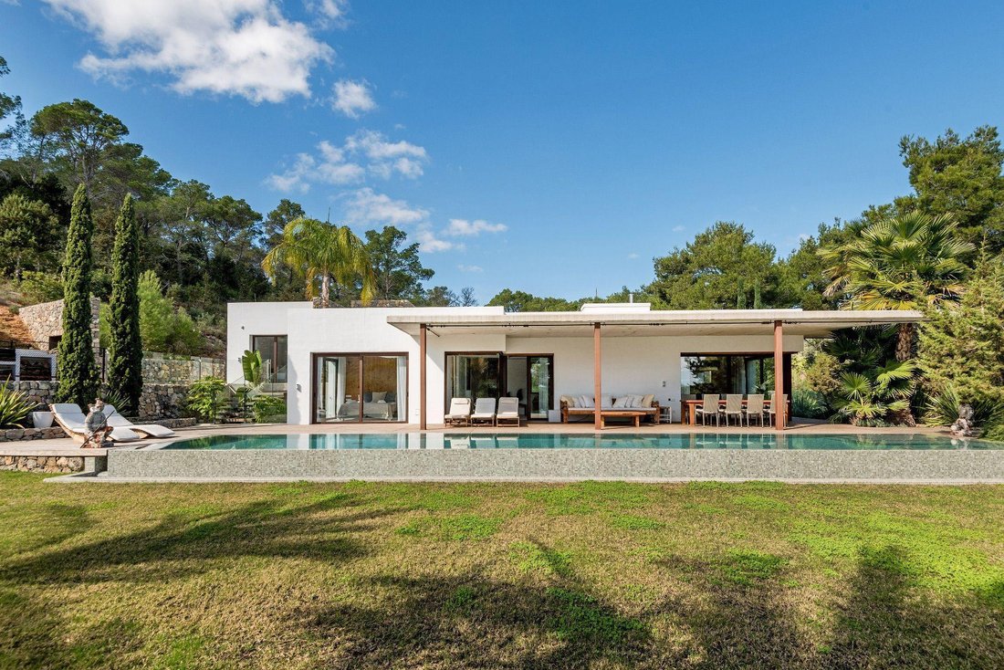 Villa in Sant Josep de sa Talaia, Balearic Islands, Spain 3 - 18071366