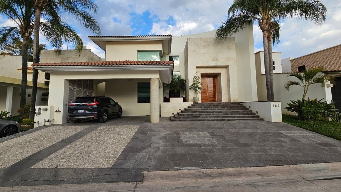 House in El Molino Residencial, Guanajuato, Mexico 1 - 18072737