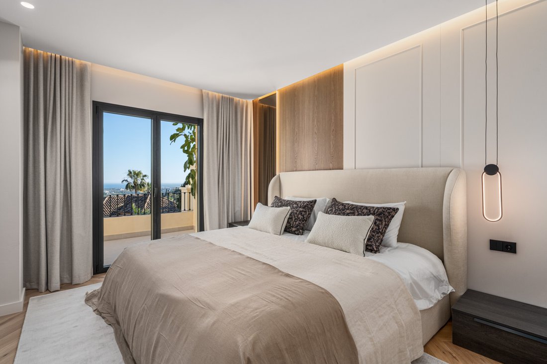 Townhouse in La Quinta, Benahavis, Andalusia 4 - 18078961