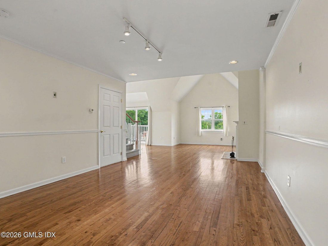 Condo in Greenwich, Connecticut, United States 2 - 18079672
