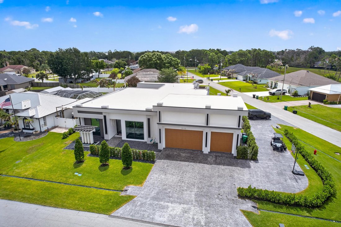 House in Port St. Lucie, Florida, United States 2 - 18079105