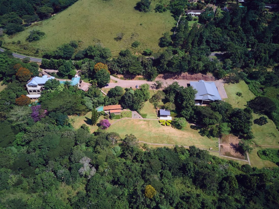 House in Crestview, KwaZulu-Natal, South Africa 1 - 18076313