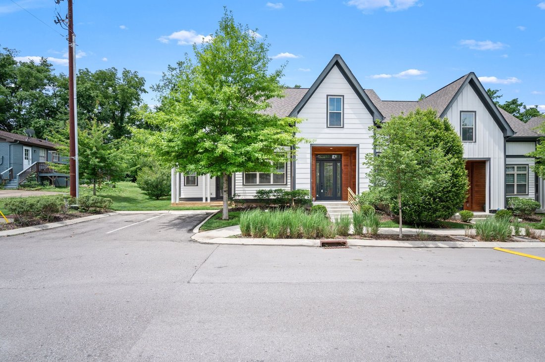 Co Op in Nashville, Tennessee, United States 1 - 18078506