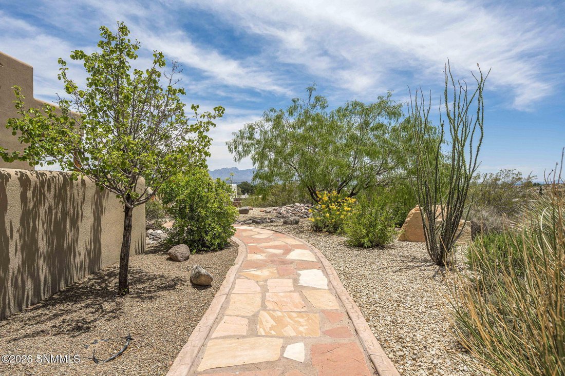 House in Las Cruces, New Mexico, United States 3 - 18078188