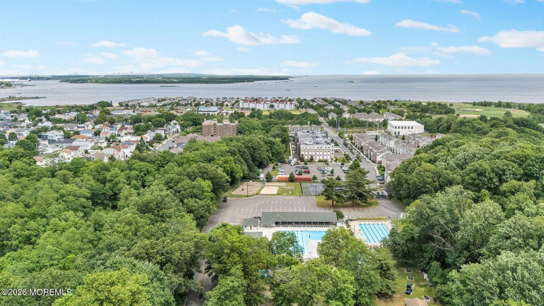 Condo in Old Bridge Township, New Jersey, United States 4 - 17773019