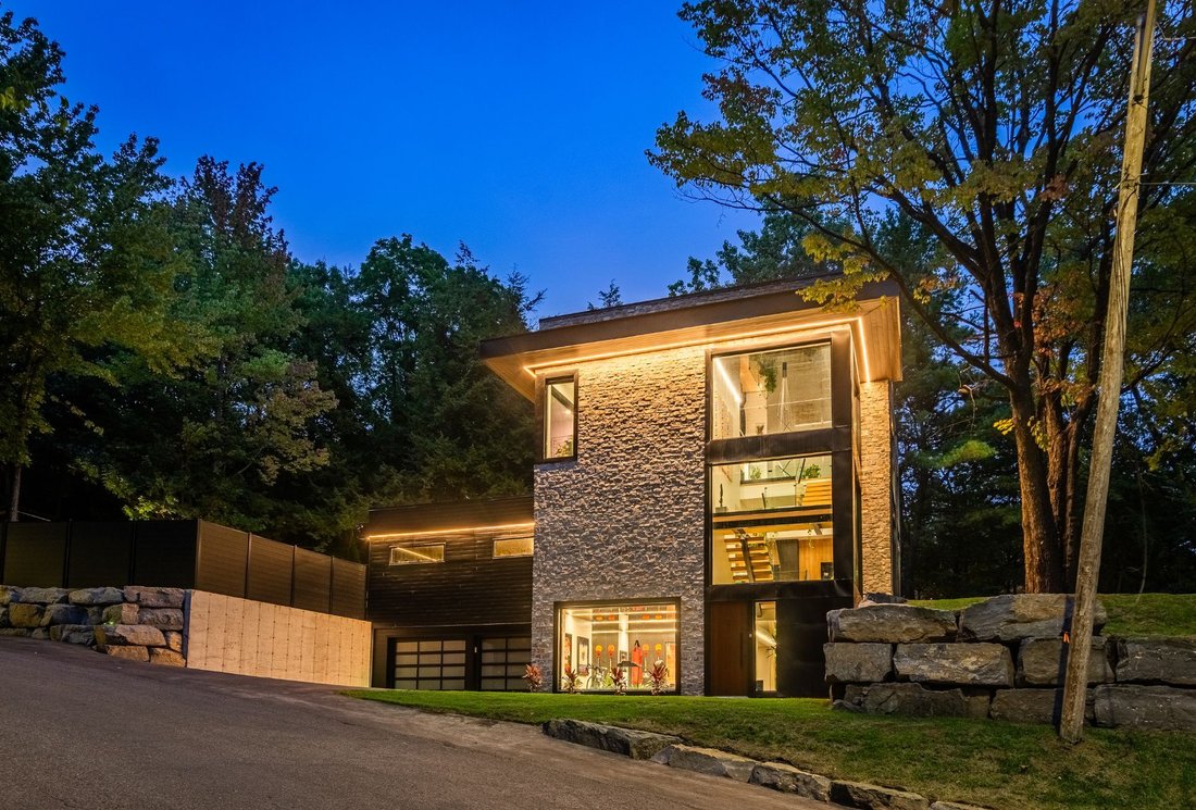House in Blainville, Quebec, Canada 3 - 18073014