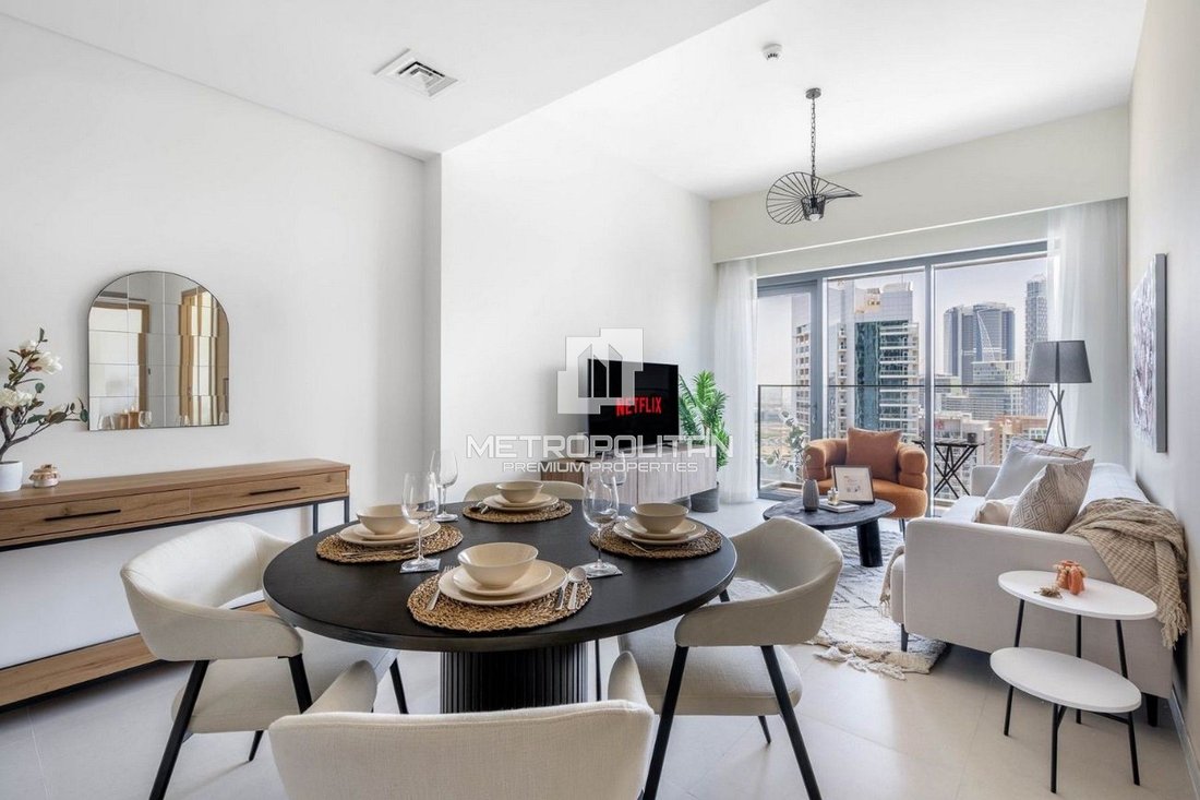 Apartment in Downtown Dubai, Dubai, United Arab Emirates 2 - 18073416
