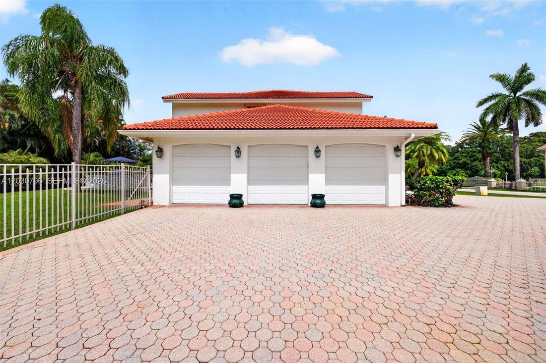 House in Davie, Florida, United States 4 - 18078753