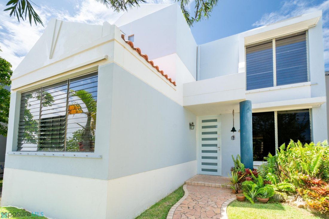 Townhouse in Vega Alta, Vega Alta, Puerto Rico 5 - 18071859
