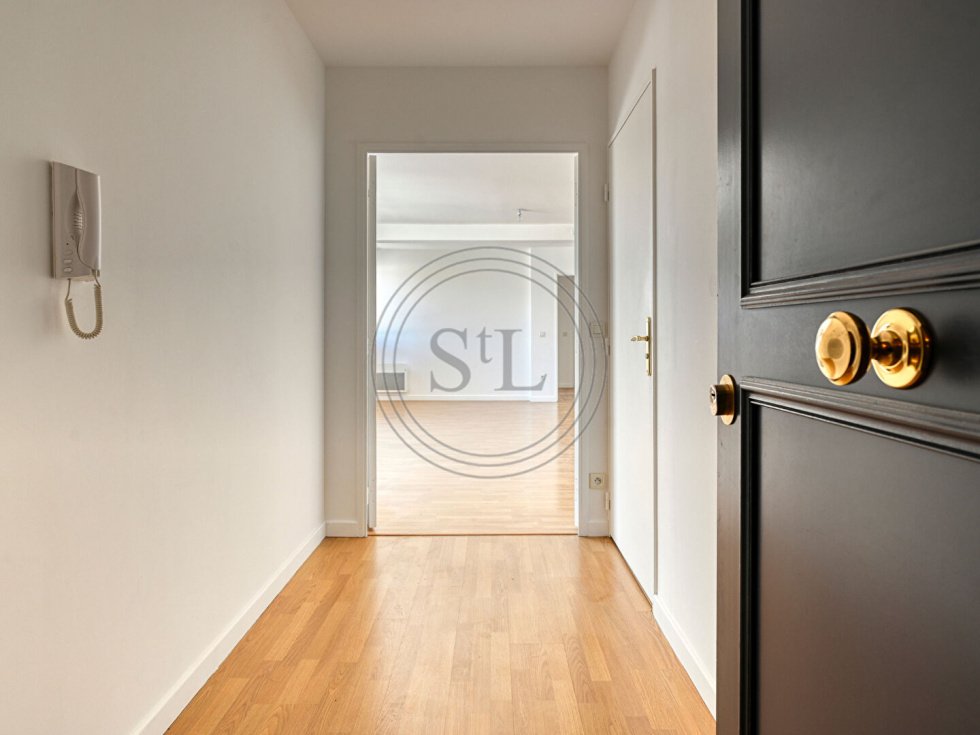 Apartment in Domaine National du Château, Versailles, France 2 - 18075726