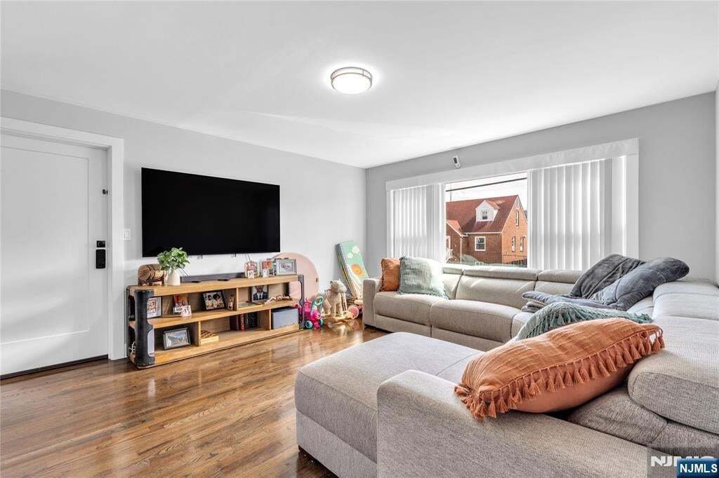 House in North Arlington, New Jersey, United States 3 - 18071322