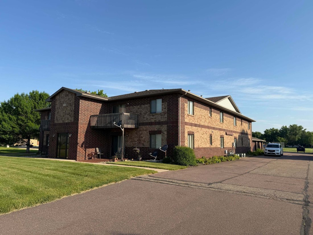 House in Aberdeen, South Dakota, United States 2 - 18077688