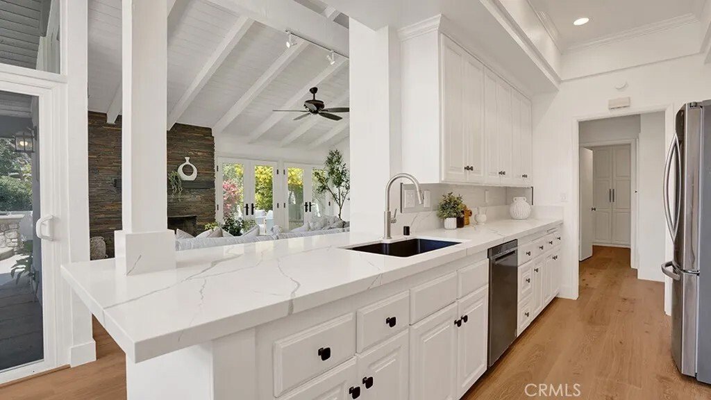 Condo in Newport Beach, California, United States 5 - 18072133