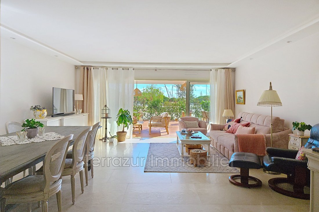 Apartment in Village, Villeneuve-Loubet, France 4 - 18072275