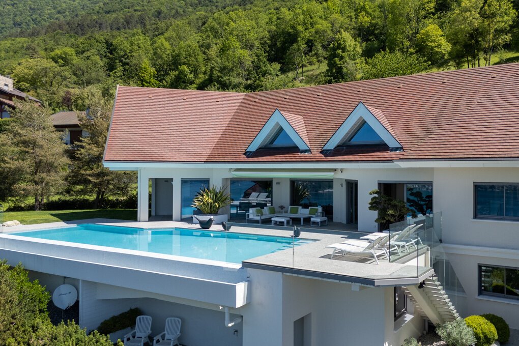 Villa in Veyrier-du-Lac, Auvergne-Rhône-Alpes, France 2 - 18072434