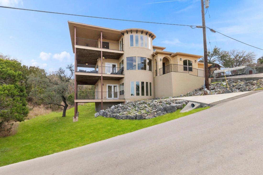 House in Canyon Lake, Texas, United States 1 - 18078087
