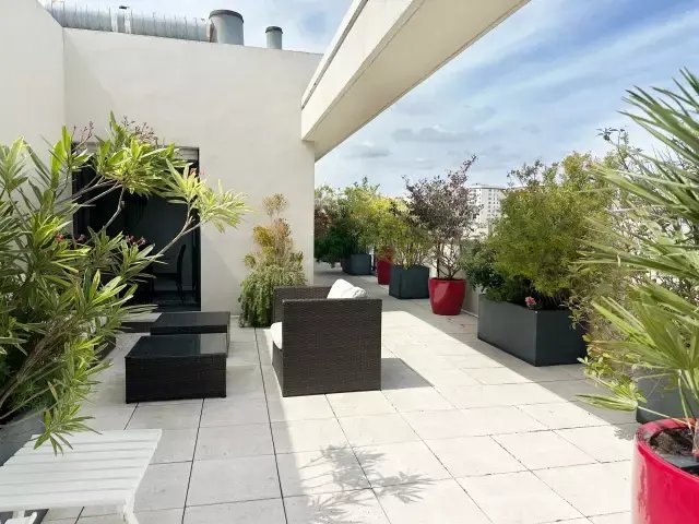 Wohnung in Suresnes, Île-de-France, Frankreich 2 - 15908222