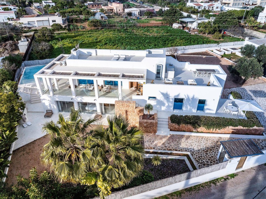 Villa in Jesus, Santa Eularia des Riu, Balearic Islands 1 - 18071336