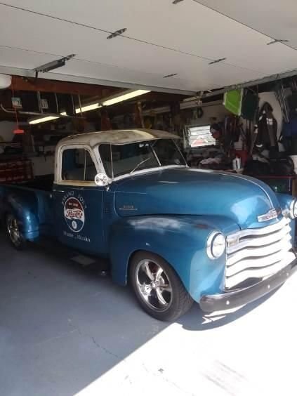 Pickup in Glendale, United States 4 - 18079046
