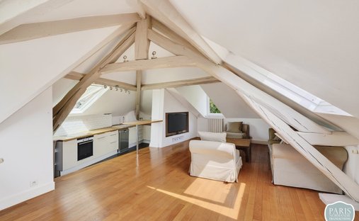 Apartment in Le Village, Louveciennes, France 1