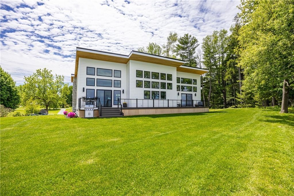 House in Ontario, New York, United States 2 - 17715616