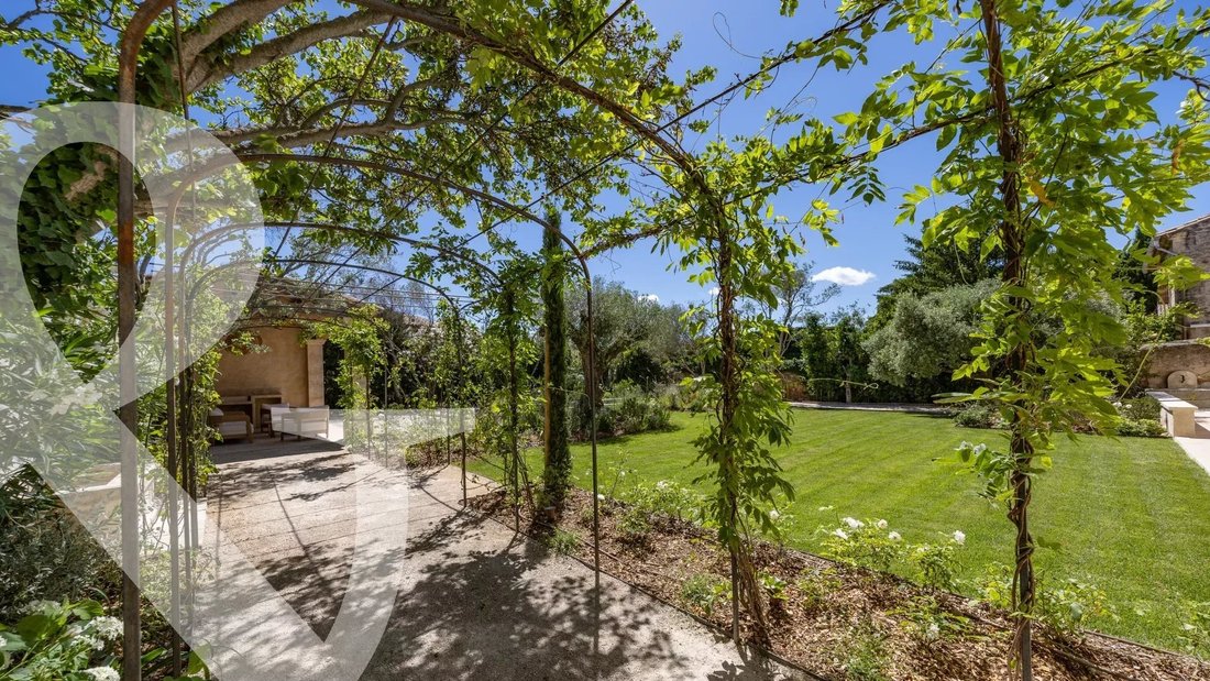House in Maussane-les-Alpilles, Provence-Alpes-Côte d'Azur, France 5 - 18070486