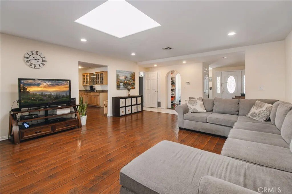 House in Los Angeles, California, United States 3 - 17802857