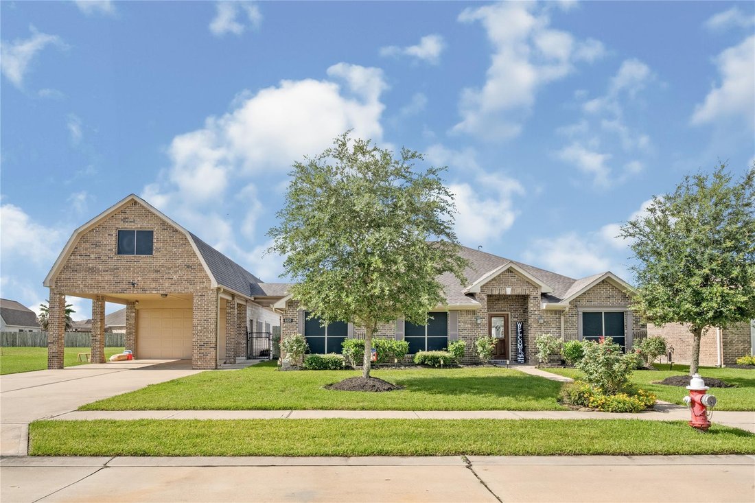 House in Manvel, Texas, United States 1 - 18075854