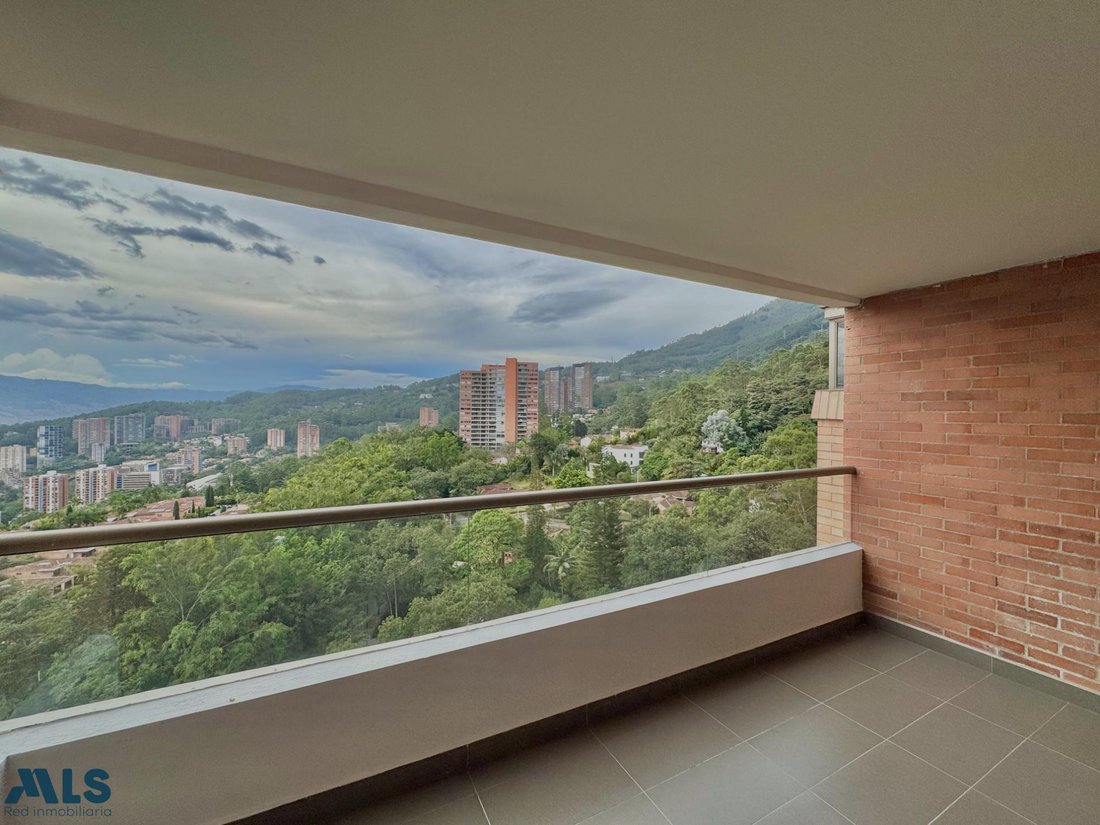 Apartment in Medellín, Antioquia, Colombia 5 - 18079457