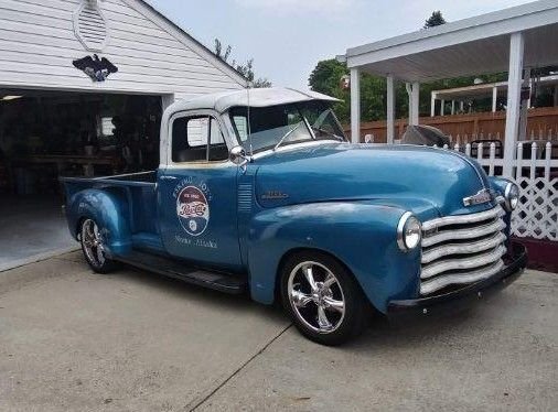 Pickup in Glendale, United States 1 - 18079046