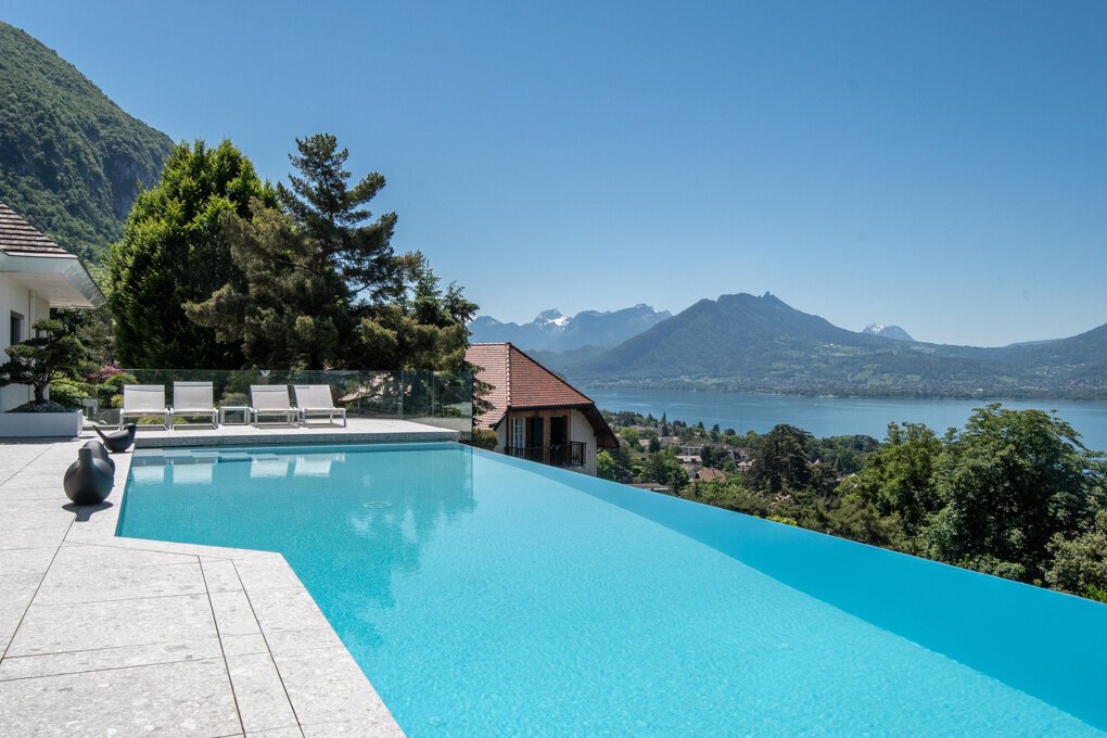 Villa in Veyrier-du-Lac, Auvergne-Rhône-Alpes, France 3 - 18072434