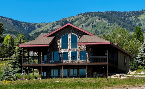 House in Fish Haven, Idaho, United States 1