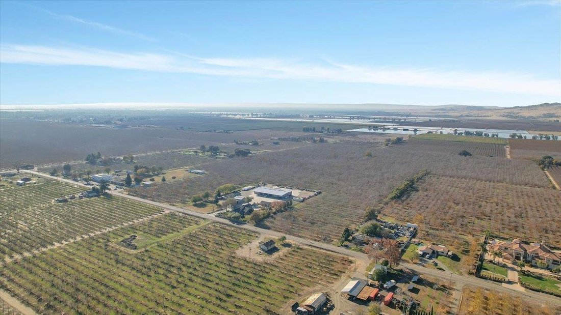 Farm Ranch in Yuba City, California, United States 5 - 18076031