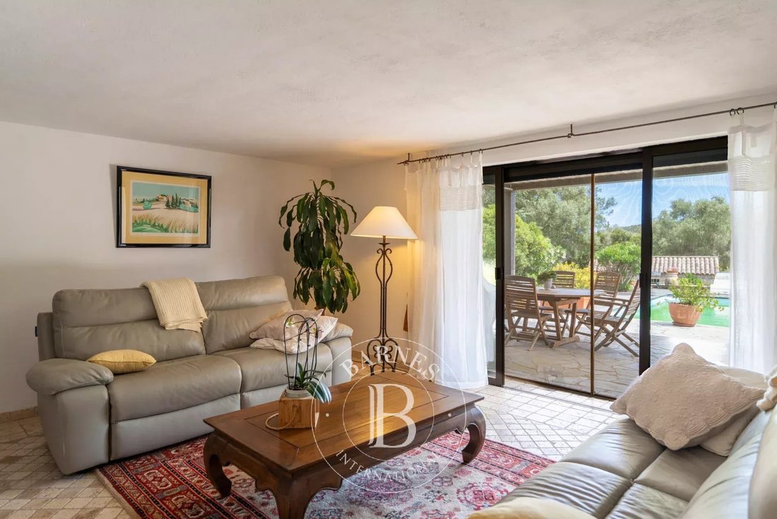 House in San-Gavino-di-Carbini, Corsica, France 5 - 18073429