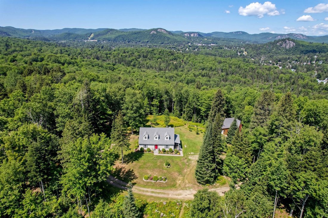 House in Piedmont, Quebec, Canada 2 - 17540095