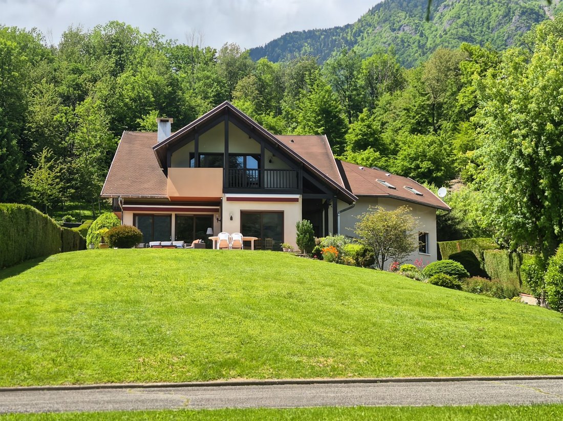 House in Mercury, Auvergne-Rhône-Alpes, France 1 - 18079185
