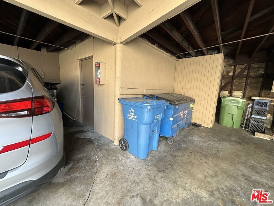 Alhambra, California, United States 4 - 18074836