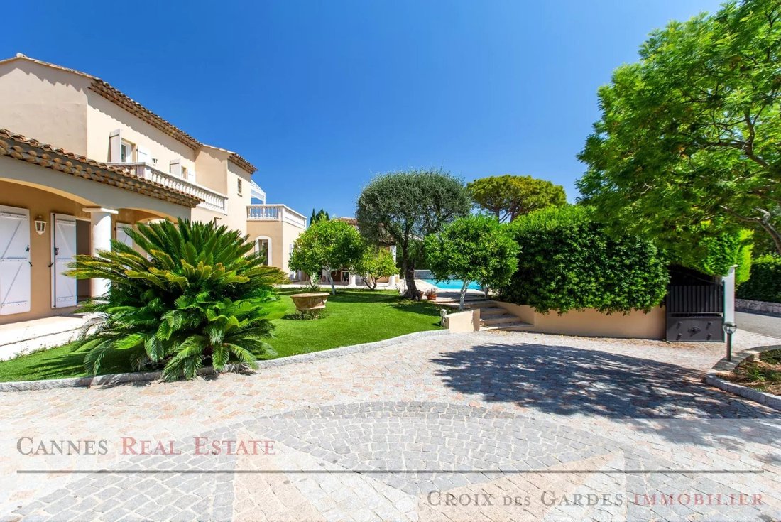 House in Villefranche-sur-Mer, Provence-Alpes-Côte d'Azur, France 2 - 18073085