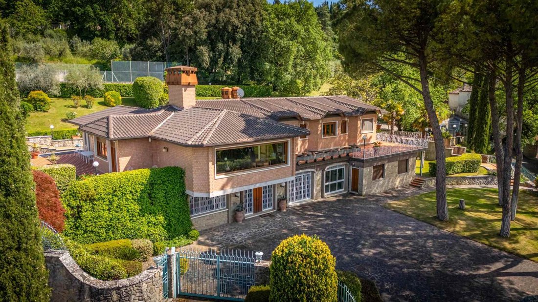 Villa in Center, Arezzo, Tuscany 1 - 18076774